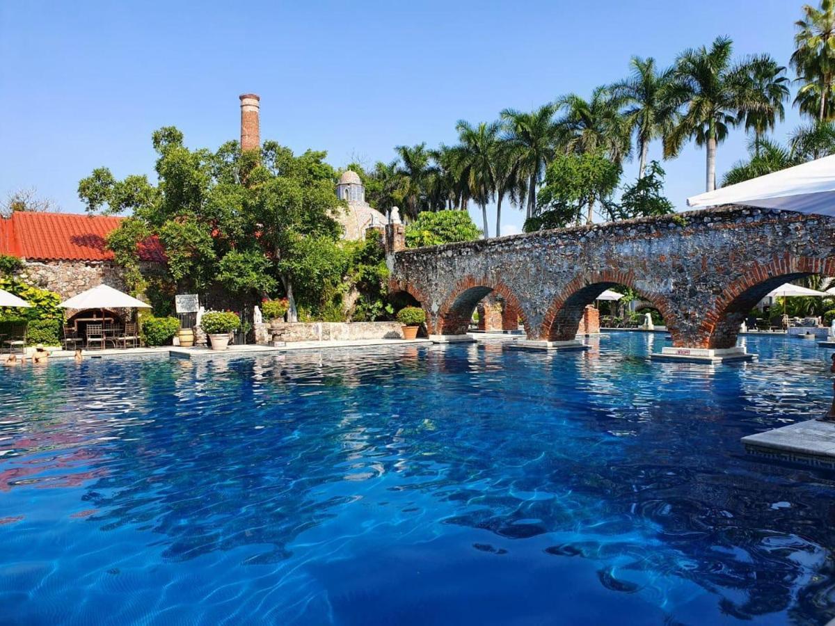 Hotel Hacienda Vista Hermosa Tequesquitengo Exterior photo