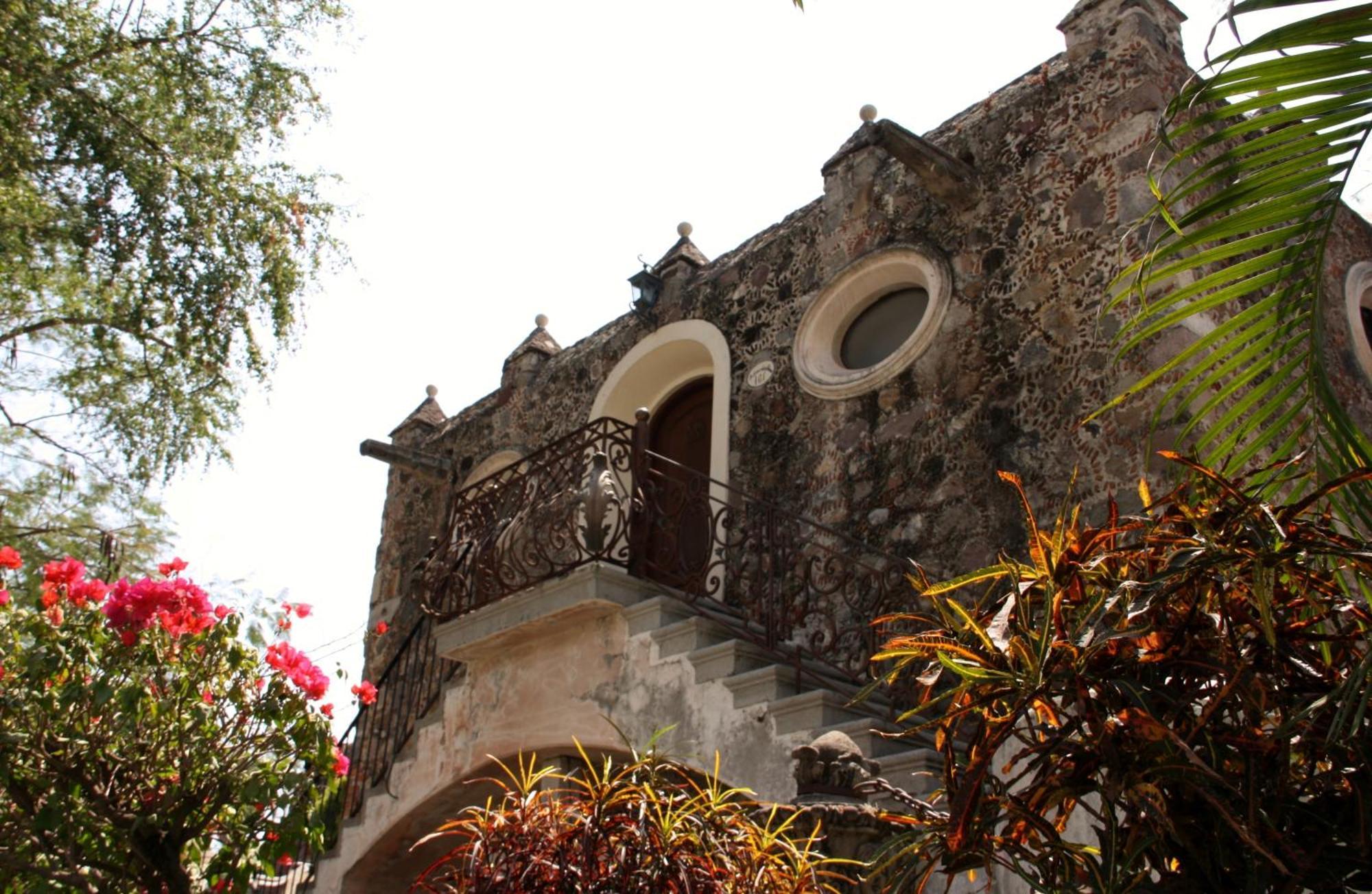 Hotel Hacienda Vista Hermosa Tequesquitengo Exterior photo